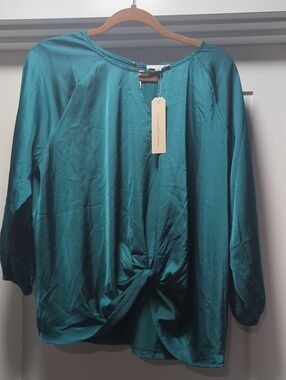 Twist-Front Long Sleeve Blouse in Teal